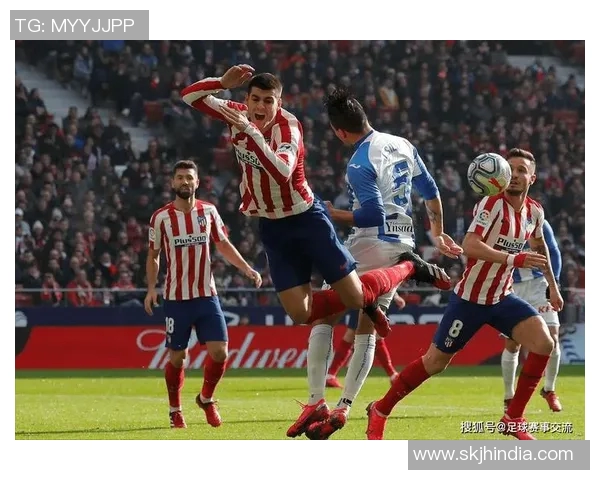 塞维利亚与西班牙的激烈对决展现足球魅力与激情的巅峰时刻